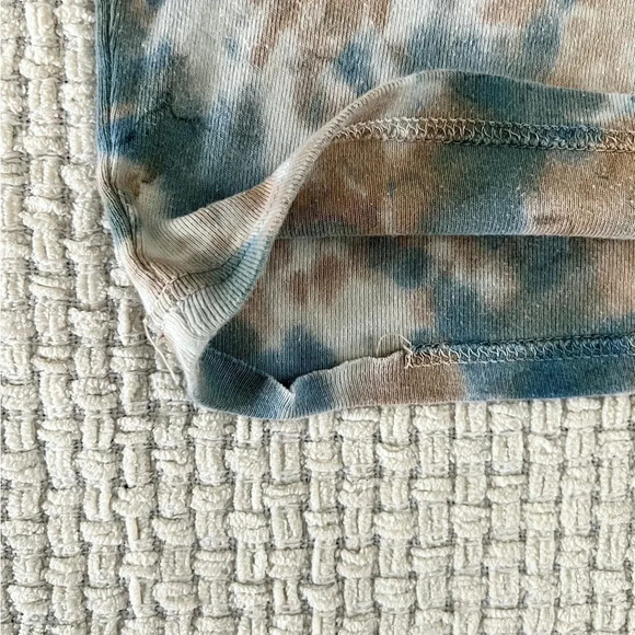 2005 Harley Davidson Tie Dye Top - Picture 2 of 6